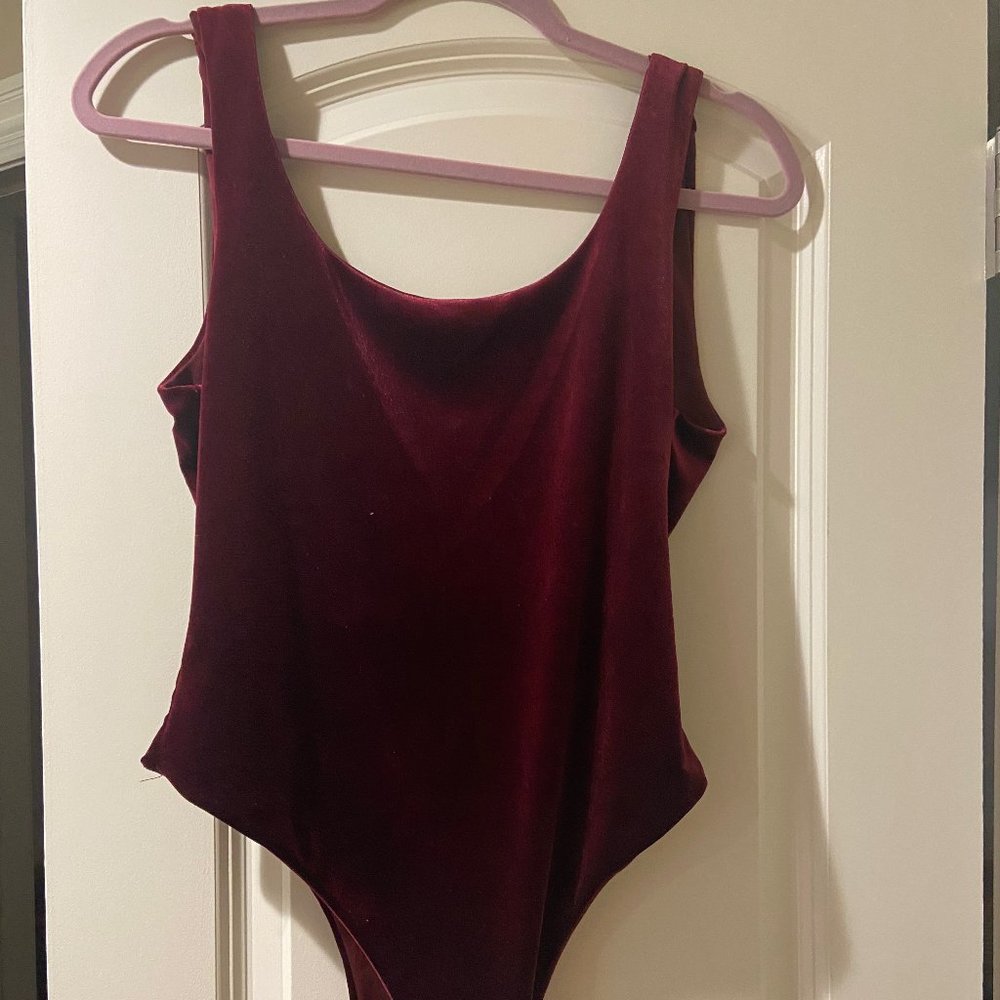 Scoop Velvet Openback Bodysuit